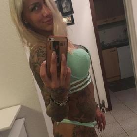 Val jij voor deze Charme dame?