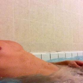 Wie wil lekker klaar gepijpt worden en wil mij ook pijpen?