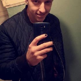 Welke man is goed in het leren van de daad met mannen?