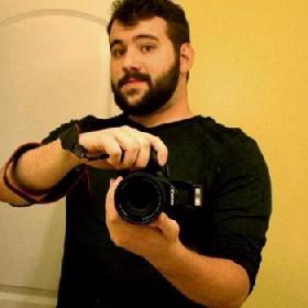 Wie wil er een club bezoeken met mij