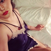 Weet jij van aanpakken met deze vurige brunette?