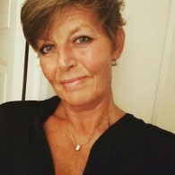 Slanke meid zoekt sexdate