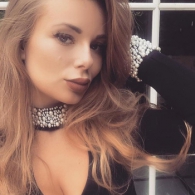 Sexdate met grote borsten