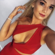 Blond en geil, help jij mij?