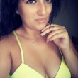 Weet jij van aanpakken met deze vurige brunette?