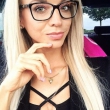 Van nature blond en geil