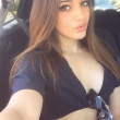 Weet jij van aanpakken met deze vurige brunette?