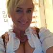 Heb jij nog zaad voor deze rijpere dame?